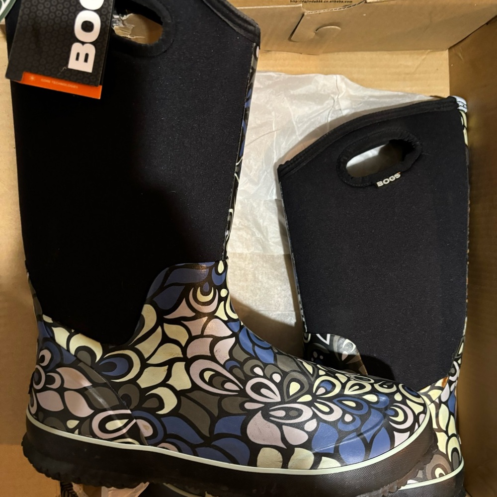 Bogs Floral Patterned Winter Boots